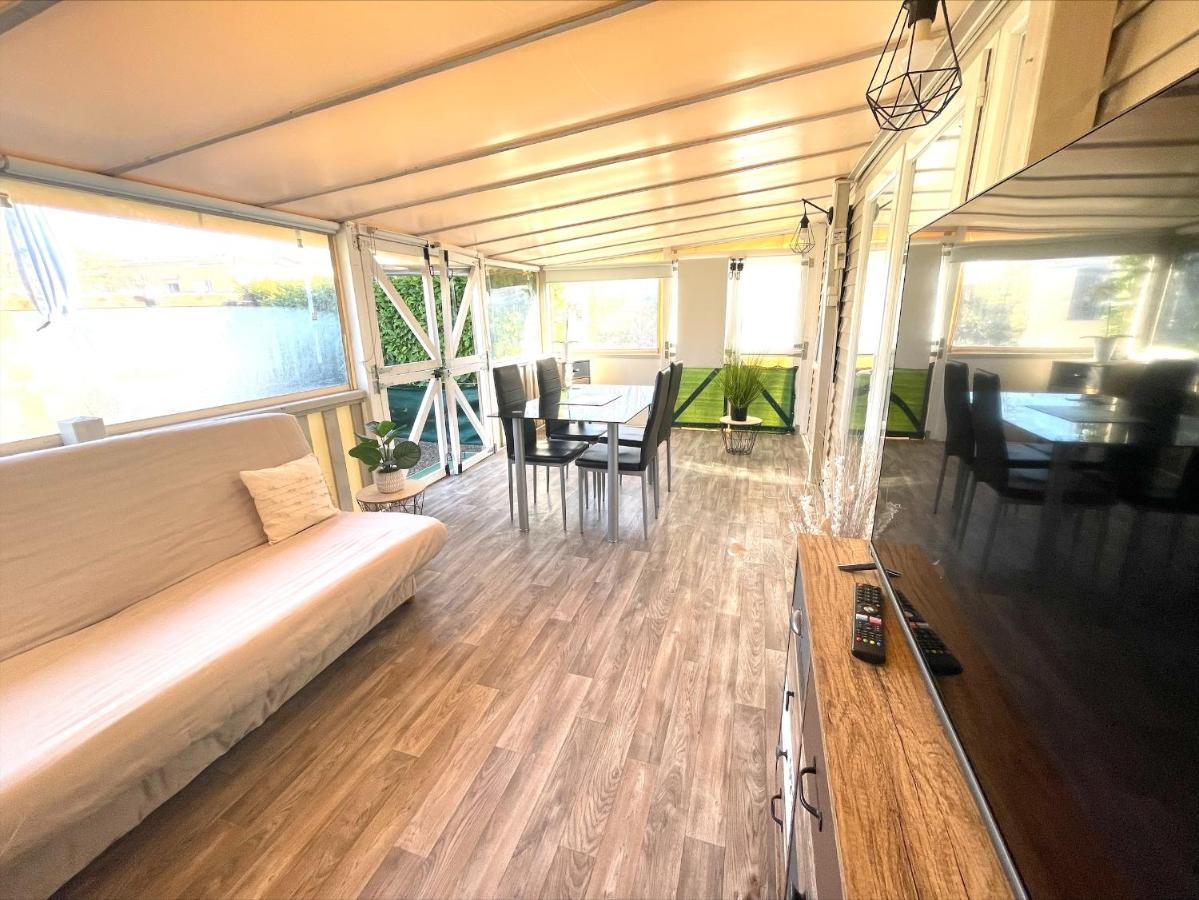 Mobil Home Tourrettes Buitenkant foto
