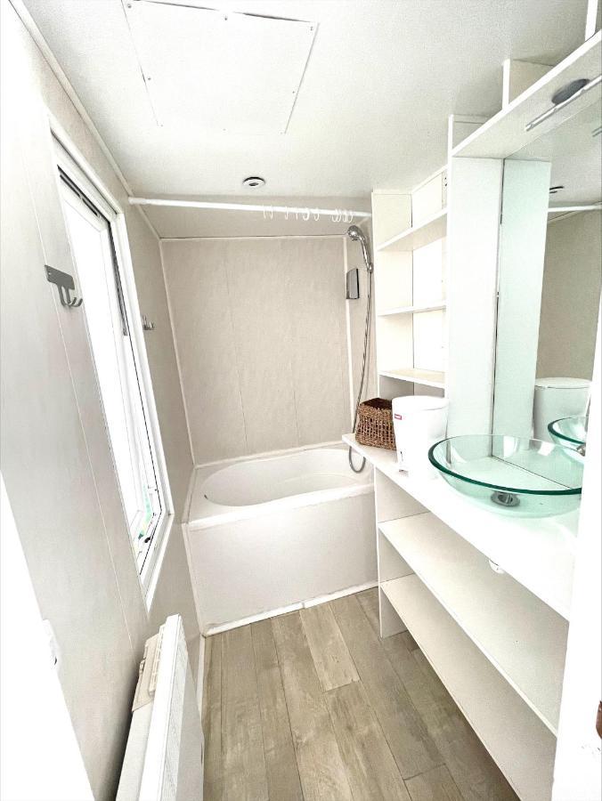 Mobil Home Tourrettes Buitenkant foto